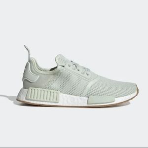 Men’s Adidas NMD R1 shoes